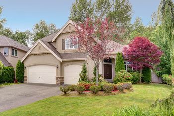 fall-home-exterior