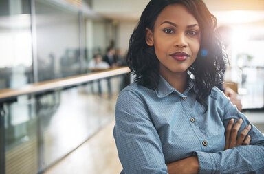 woman-crossed-arms