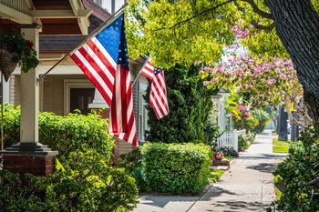 american-flag-neighboorhood-spring